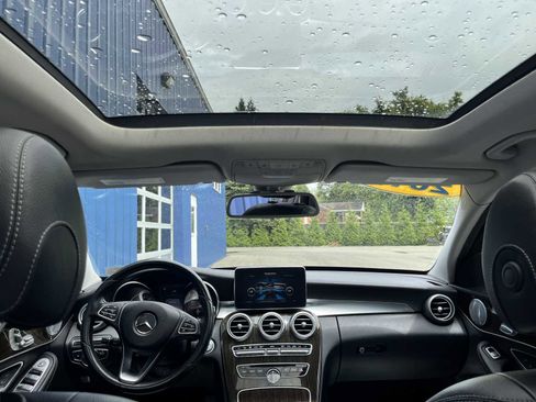 Used 2017 Mercedes-Benz C 300 4MATIC Sedan image 12