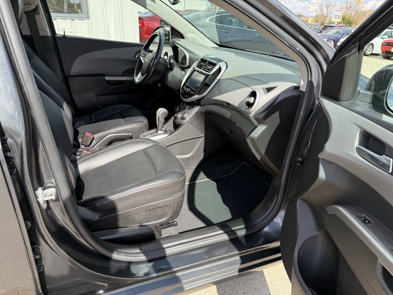 Used 2017 Chevrolet Sonic Premier FWD image 11