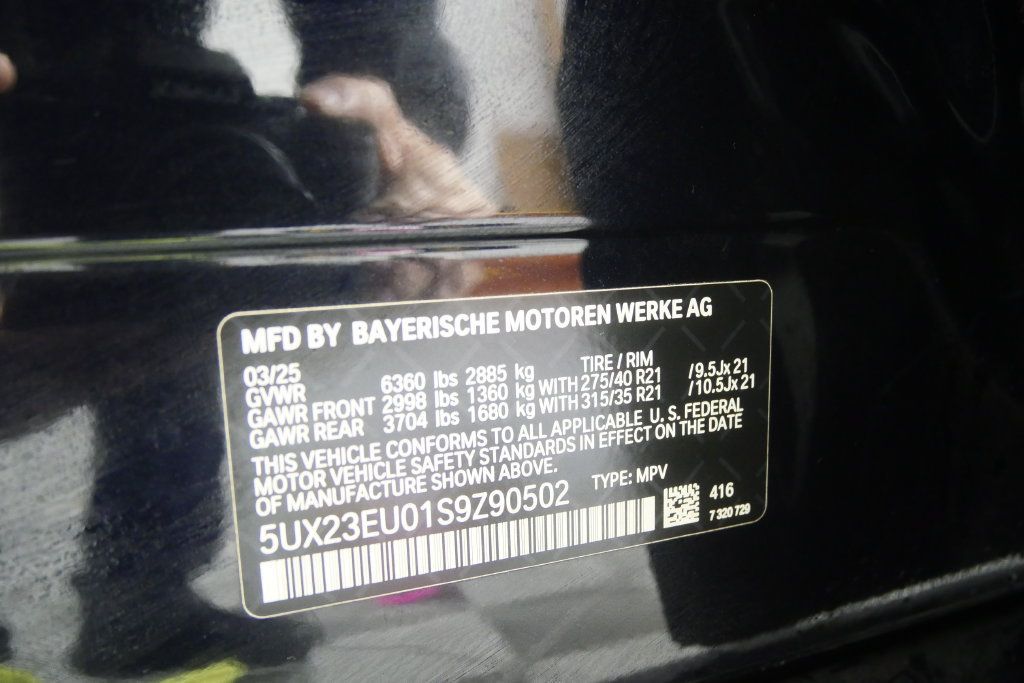 Used 2025 BMW X5 xDrive40i w/ M Sport Package AWD/4WD image 28