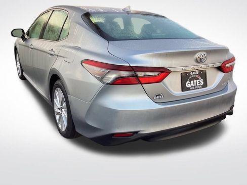 Used 2024 Toyota Camry LE image 7