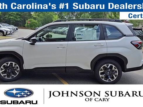 Used 2025 Subaru Forester image 7