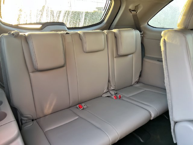 Used 2017 Toyota Highlander XLE AWD/4WD image 12