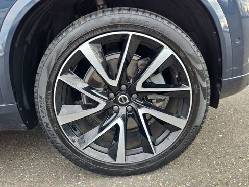 Certified 2023 Volvo XC90 B6 Plus w/ Protection Package Premier AWD/4WD image 10