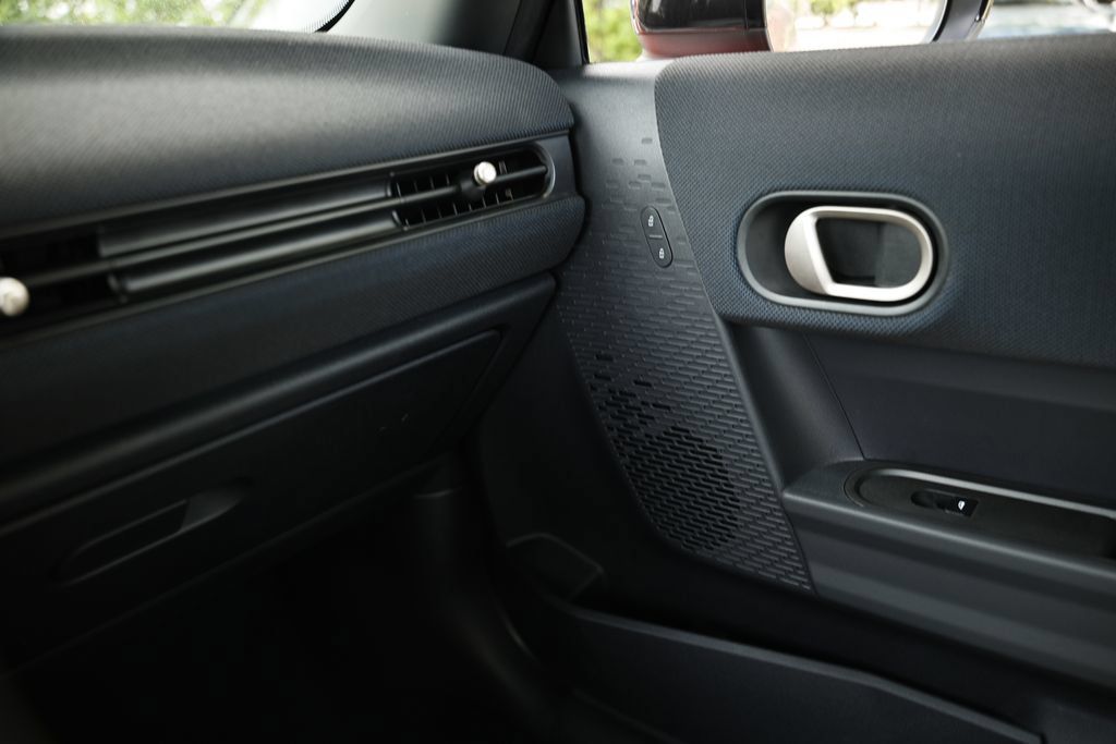 New 2026 MINI Cooper 2-Door Hardtop FWD image 38