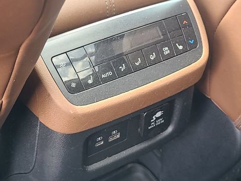 Used 2023 Nissan Pathfinder Platinum AWD/4WD image 27