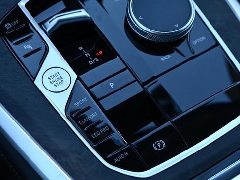 New 2026 BMW X5 sDrive40i w/ Climate Comfort Package image 15