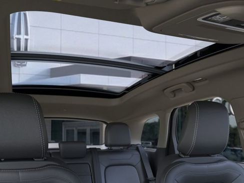 New 2026 Lincoln Corsair Grand Touring AWD/4WD image 23