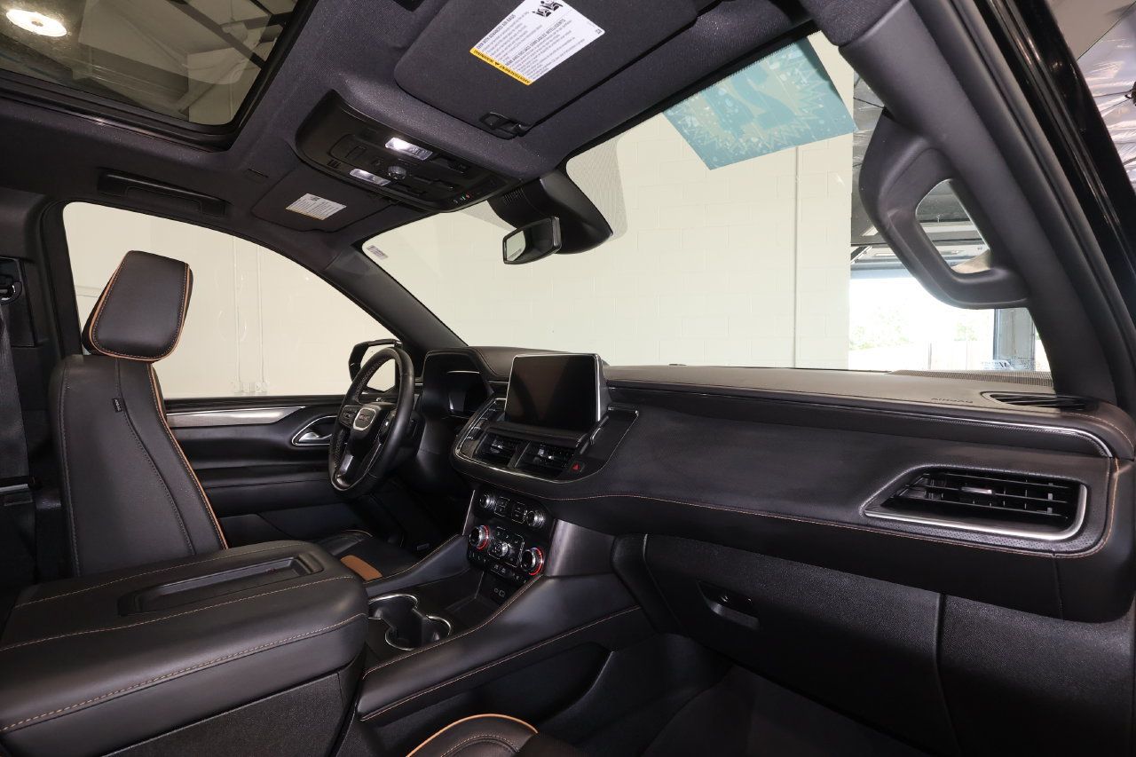 Used 2024 GMC Yukon XL AT4 w/ AT4 Premium Plus Package AWD/4WD image 30