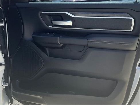 Used 2021 RAM 1500 Big Horn RWD image 18