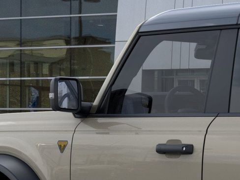 New 2025 Ford Bronco Badlands image 22