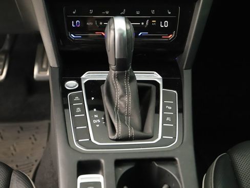 Used 2021 Volkswagen Arteon SEL Premium image 20