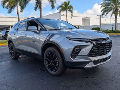 New 2026 Chevrolet Blazer LT w/ LPO, Black Sport Package