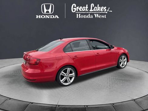 Used 2015 Volkswagen Jetta GLI SE FWD image 11