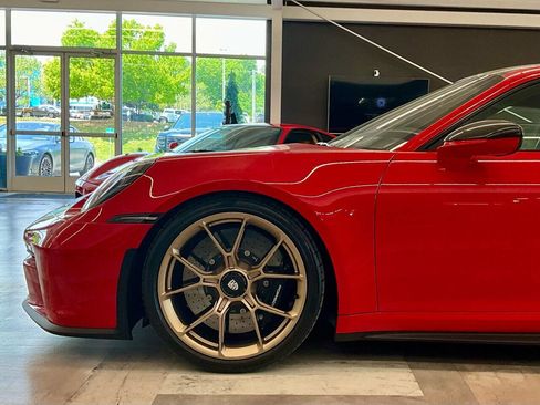 Used 2022 Porsche 911 GT3 image 35