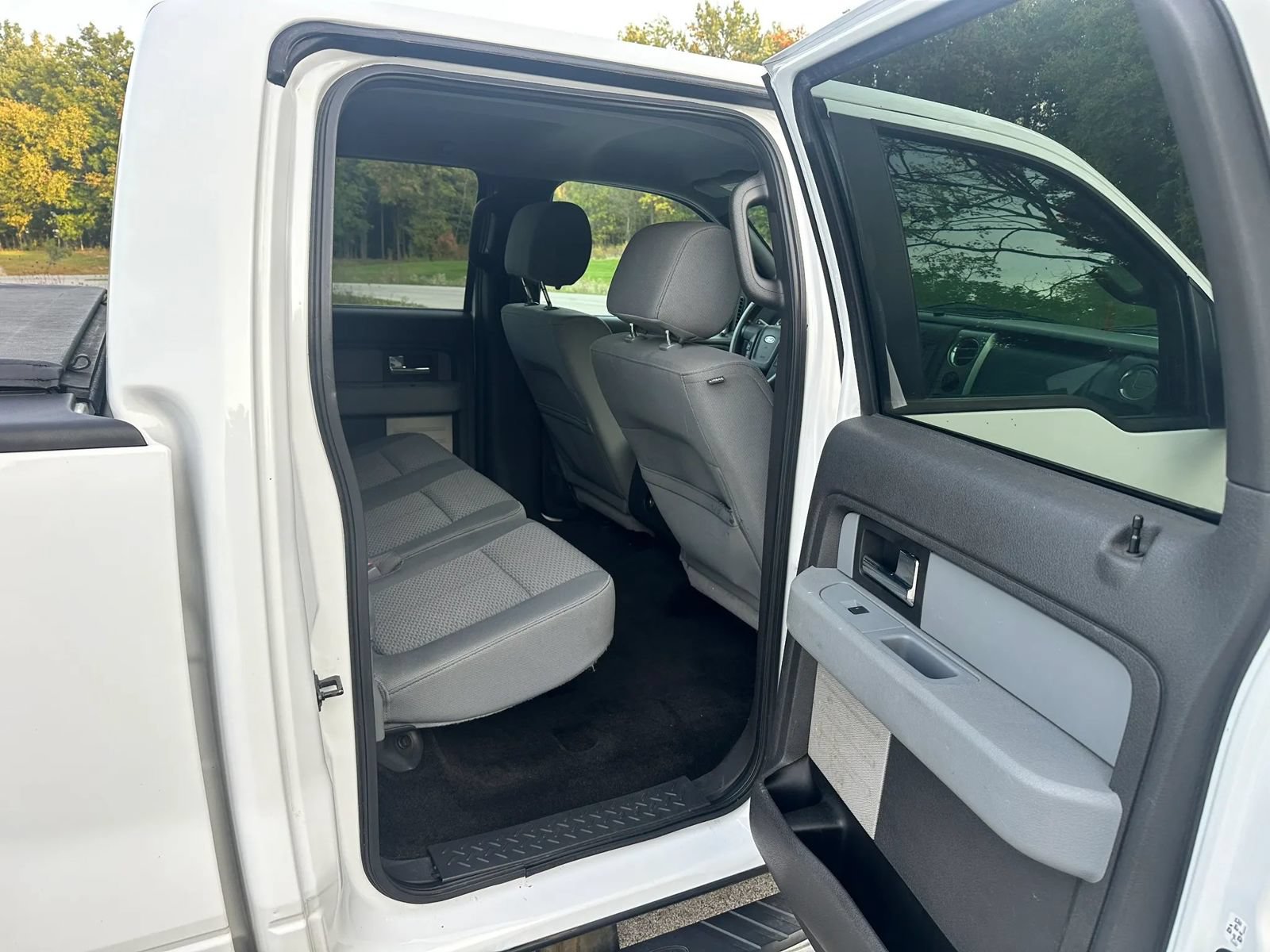 Used 2013 Ford F150 XLT w/ XLT Chrome Pkg AWD/4WD image 17