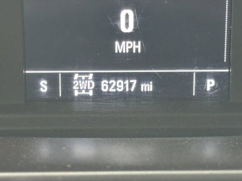 Used 2021 Chevrolet Silverado 1500 Custom Trail Boss w/ LPO, Dark Essentials Package image 18