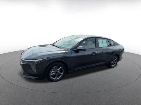 Used 2025 Kia K4 LXS image 9