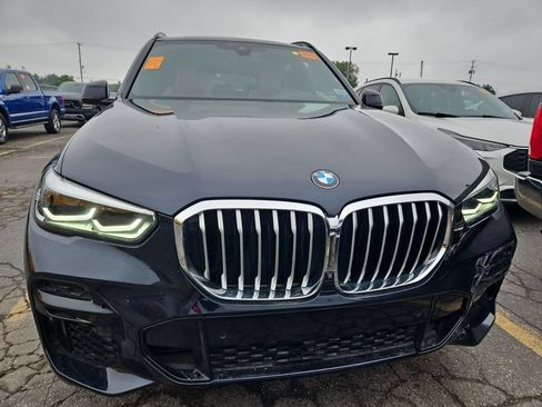 Used 2022 BMW X5 xDrive40i AWD/4WD image 2