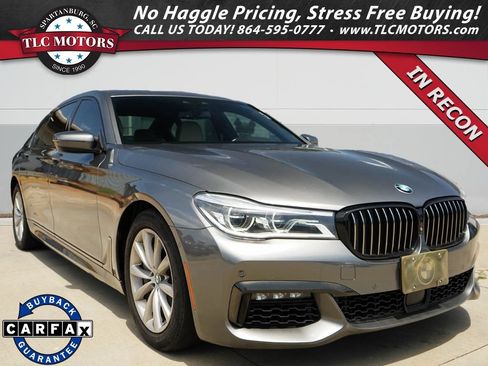 Used 2019 BMW 750i w/ Executive Package RWD image 1