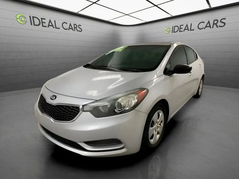 Used 2015 Kia Forte LX FWD image 1