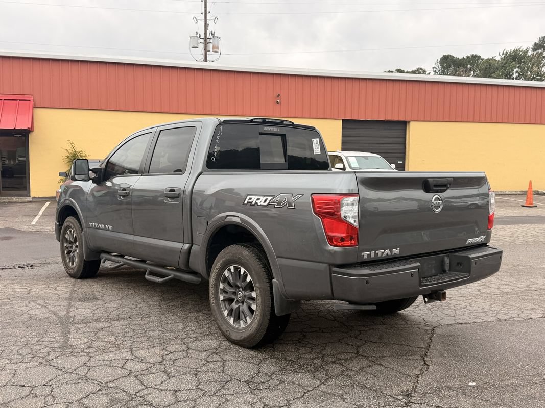 Used 2018 Nissan Titan PRO-4X w/ Pro-4x Convenience Package AWD/4WD image 3