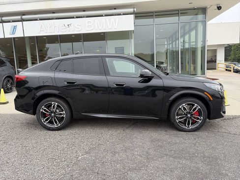 Used 2026 BMW X2 xDrive28i w/ Technology Package AWD/4WD image 9