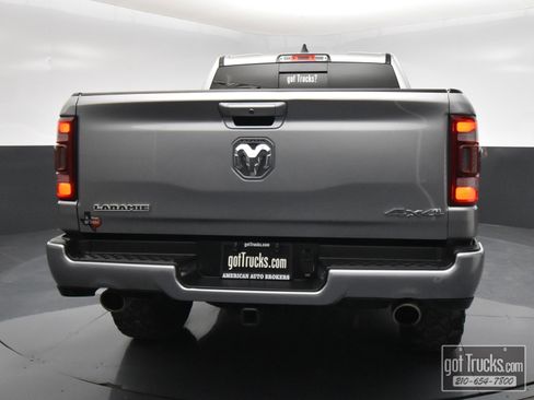 Used 2019 RAM 1500 Laramie w/ Sport Appearance Package image 6
