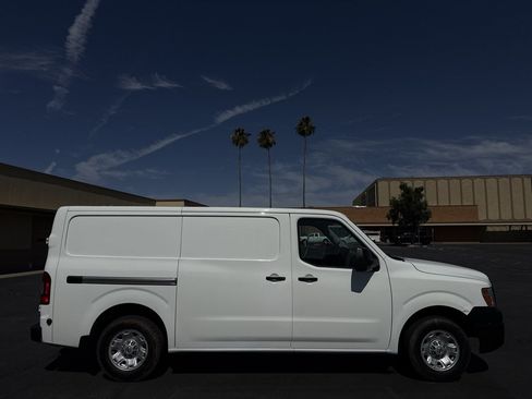 Used 2020 Nissan NV 2500 SV RWD image 8