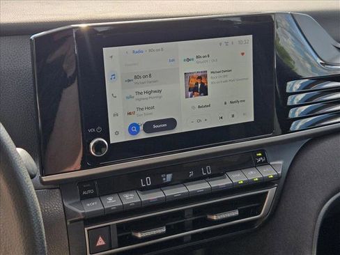 Used 2025 Toyota Camry LE FWD image 13