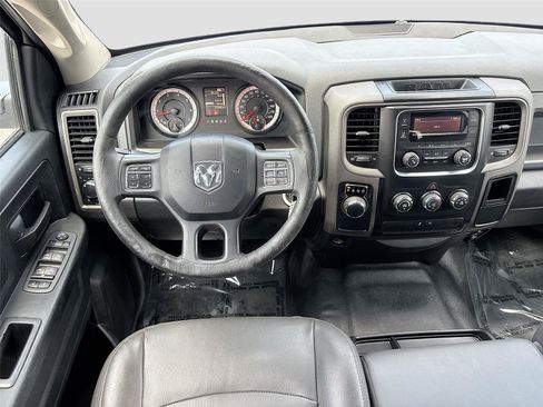 Used 2018 RAM 1500 Tradesman RWD image 20