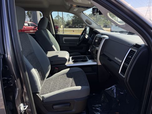 Used 2019 RAM 1500 Lone Star image 30