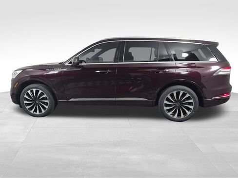 Used 2023 Lincoln Aviator Black Label Grand Touring w/ Class IV Trailer Tow Package image 4
