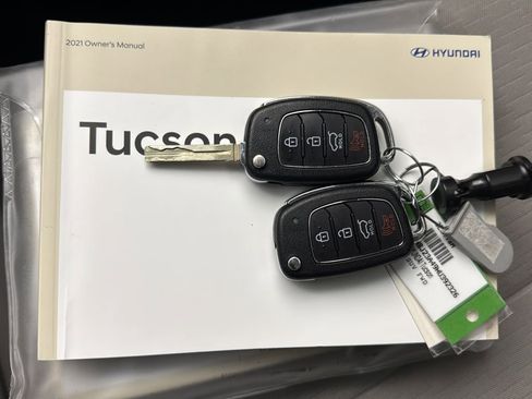 Used 2021 Hyundai Tucson SE FWD image 27