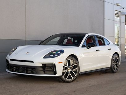 New 2025 Porsche Panamera 4