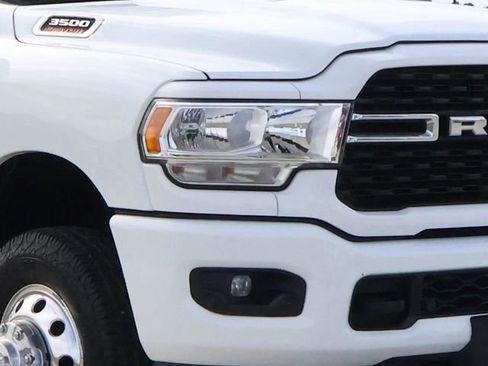 Used 2024 RAM 3500 Lone Star w/ Sport Appearance Package AWD/4WD image 7