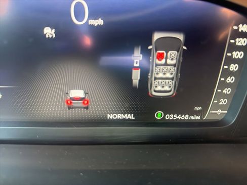 Used 2023 Honda Pilot Elite image 12