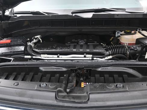 Used 2023 Chevrolet Silverado 1500 LT RWD image 16