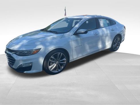 Used 2024 Chevrolet Malibu LT FWD image 3