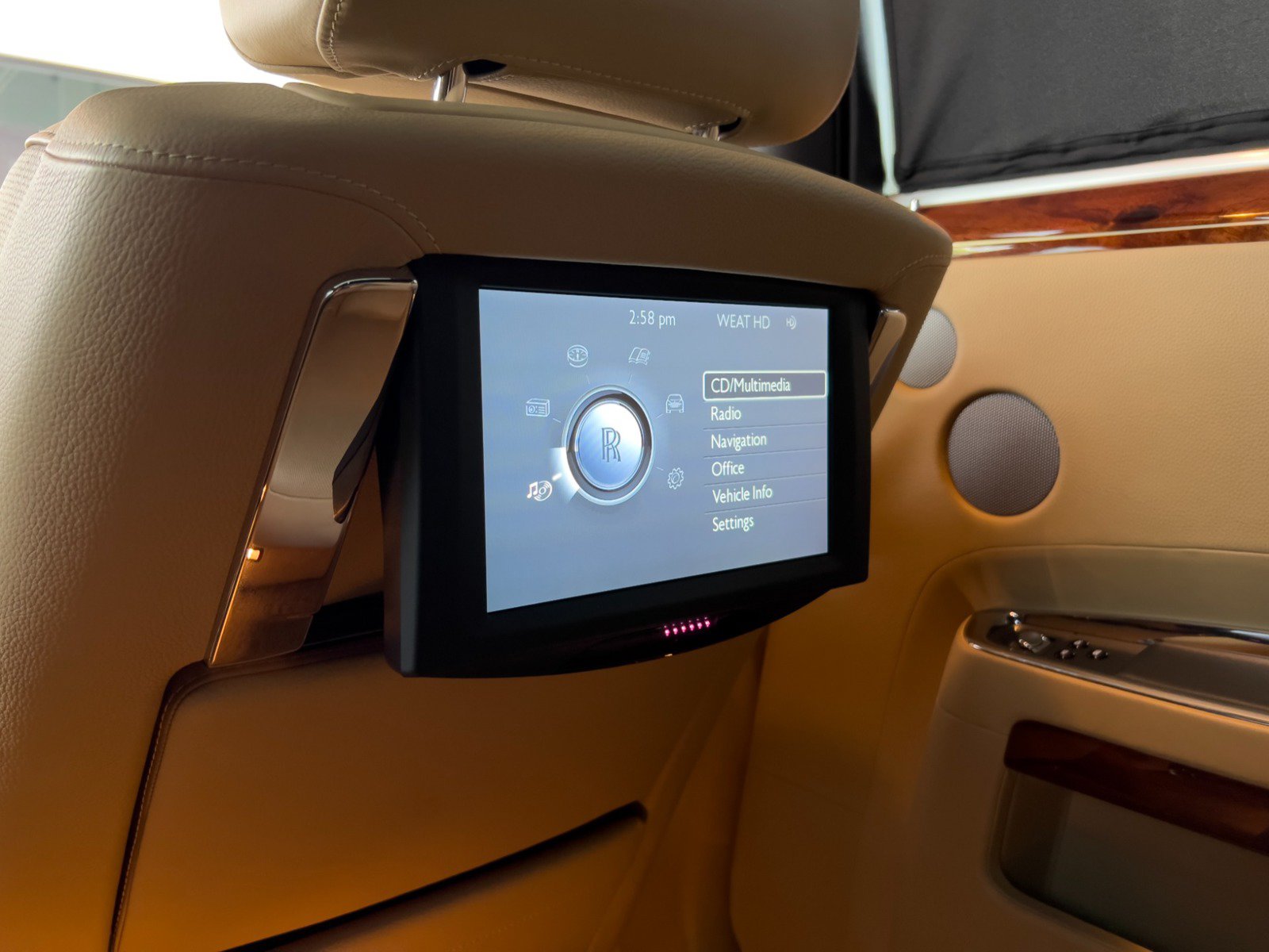 Used 2013 Rolls-Royce Ghost RWD image 31