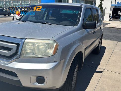 Used 2011 Honda Pilot LX image 1