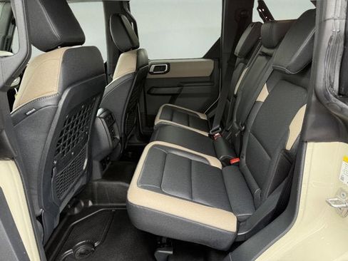 New 2026 Ford Bronco Big Bend w/ Black Diamond Package image 9