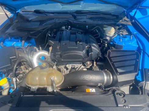 Used 2017 Ford Mustang EcoBoost image 23