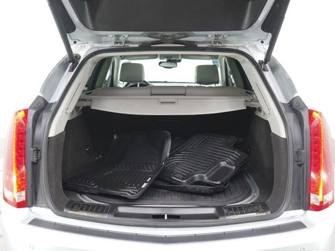 Used 2016 Cadillac SRX Luxury w/ Driver Awareness Package AWD/4WD image 16