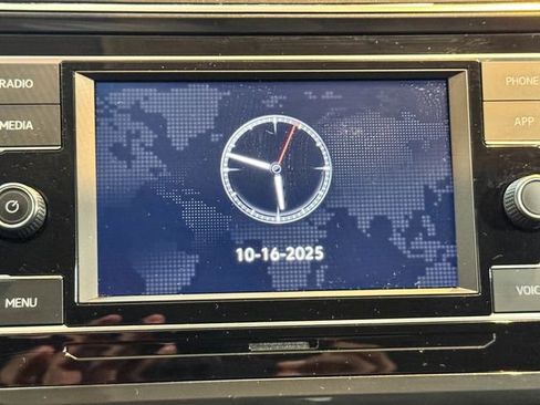 Used 2023 Volkswagen Tiguan S image 45