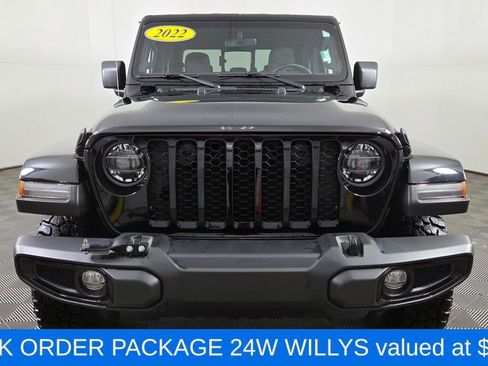 Used 2022 Jeep Gladiator Willys image 2