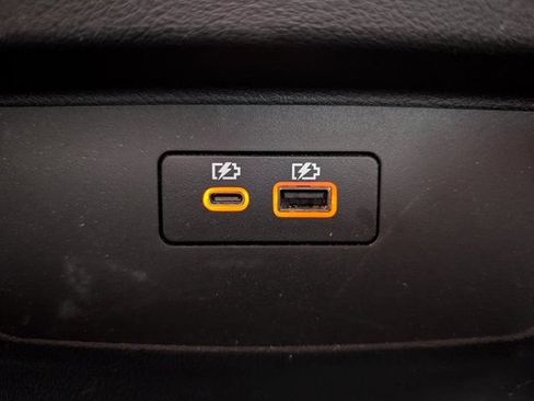 Used 2025 Nissan Frontier PRO-4X AWD/4WD image 27