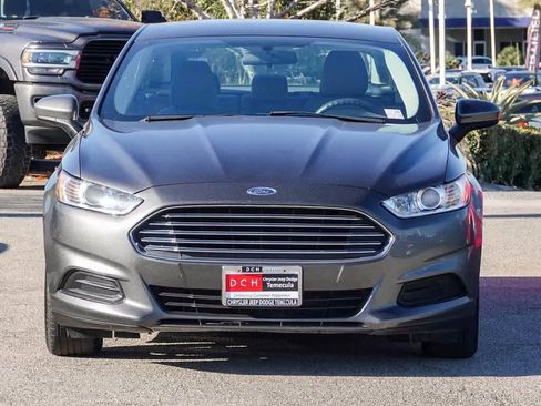 Used 2016 Ford Fusion S image 2