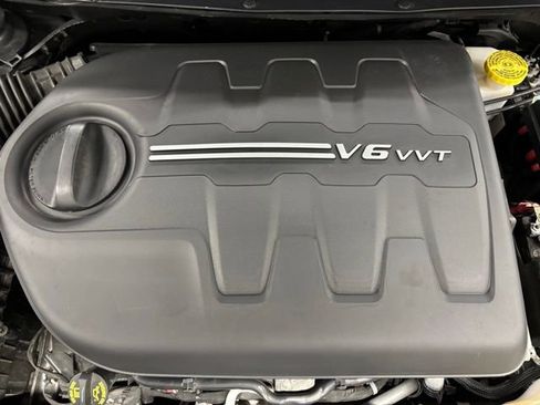 Used 2022 Jeep Cherokee Limited AWD/4WD image 24
