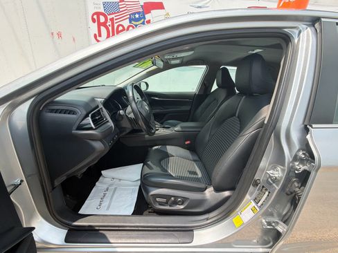 Used 2024 Toyota Camry SE FWD image 21