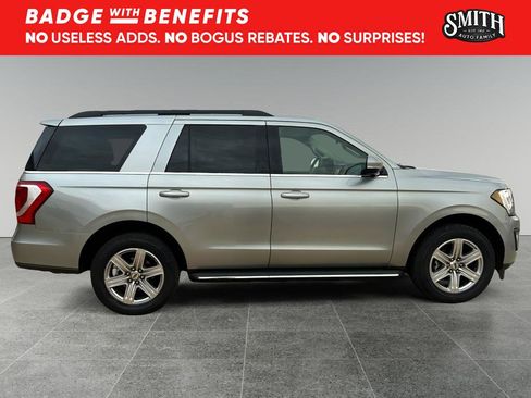 Used 2021 Ford Expedition XLT AWD/4WD image 9